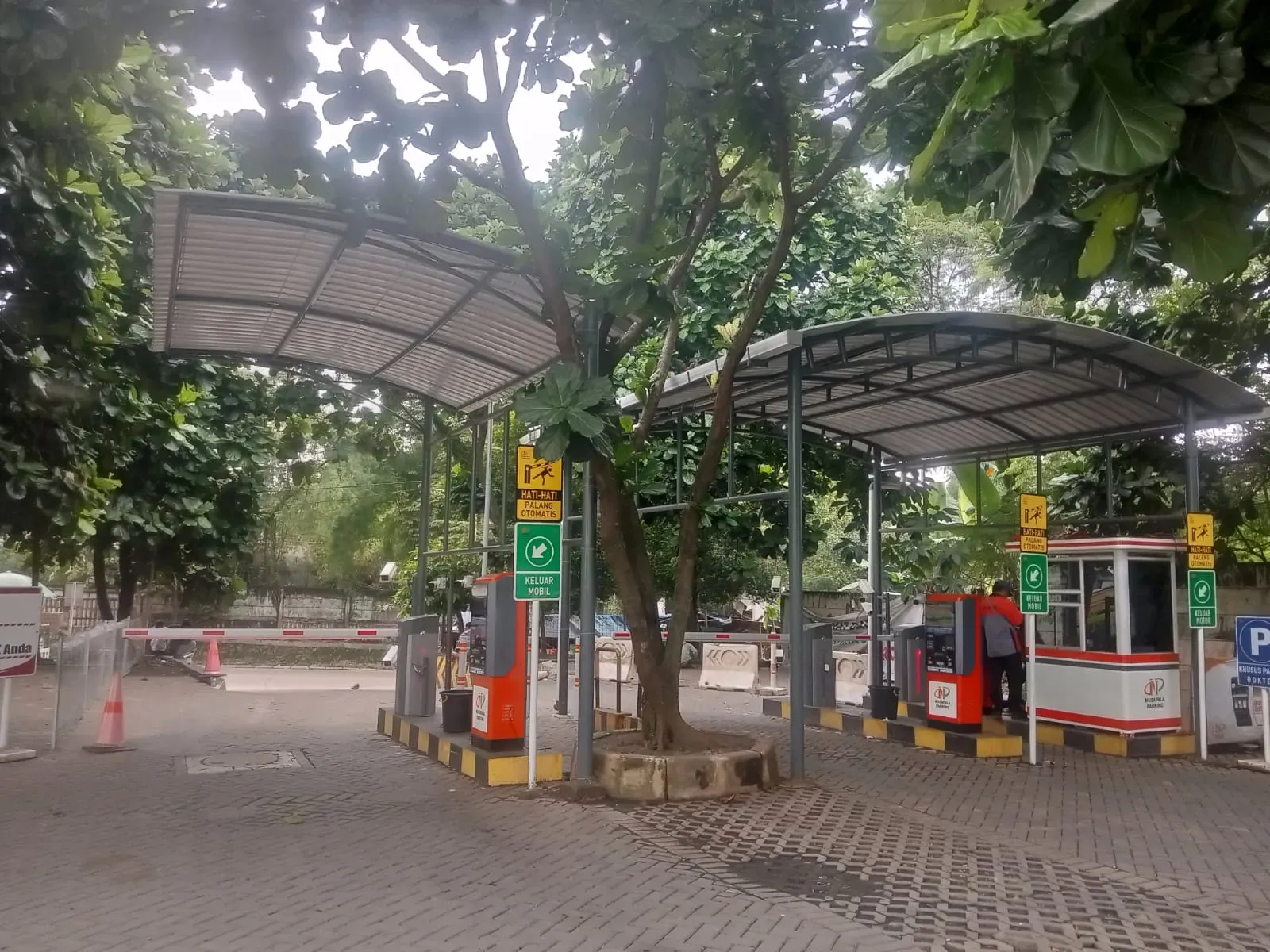 Smart AI Parking NBA di RSH Serpong