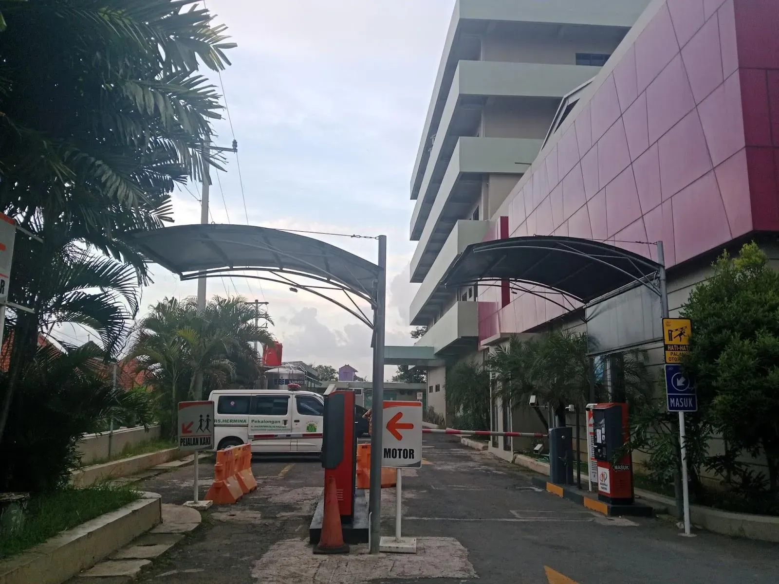 Smart AI Parking NBA di RSH Pekalongan