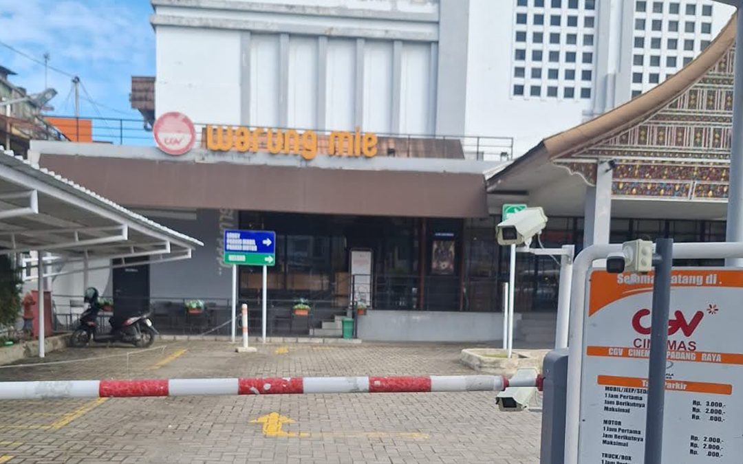Digitalisasi Parkir CGV Padang dengan Smart Parking NBA